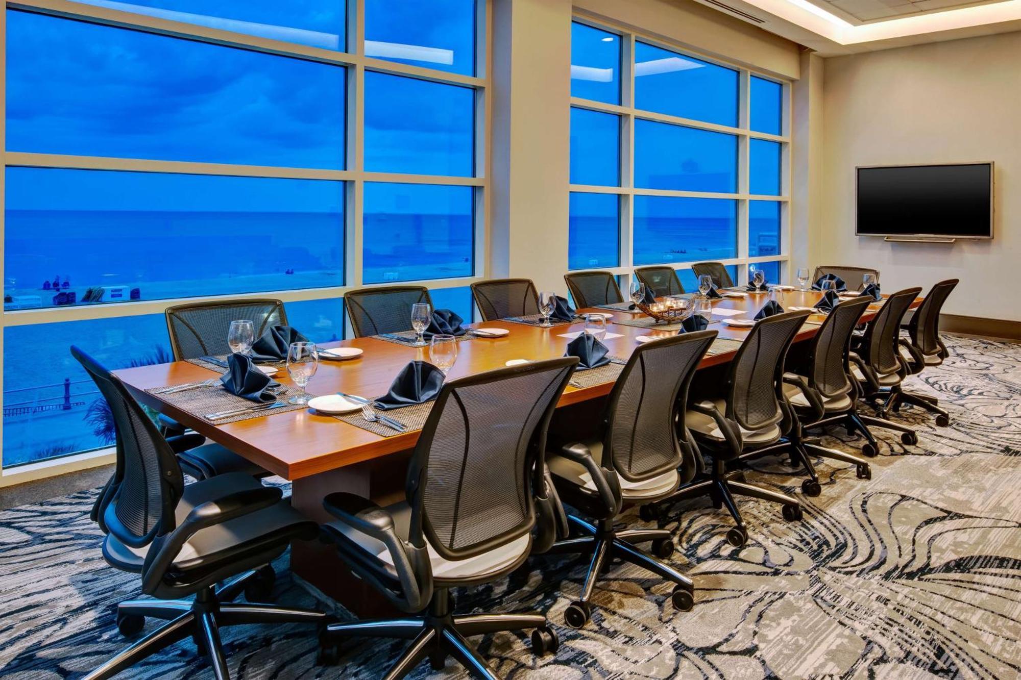 Hilton Garden Inn Virginia Beach Oceanfront Esterno foto